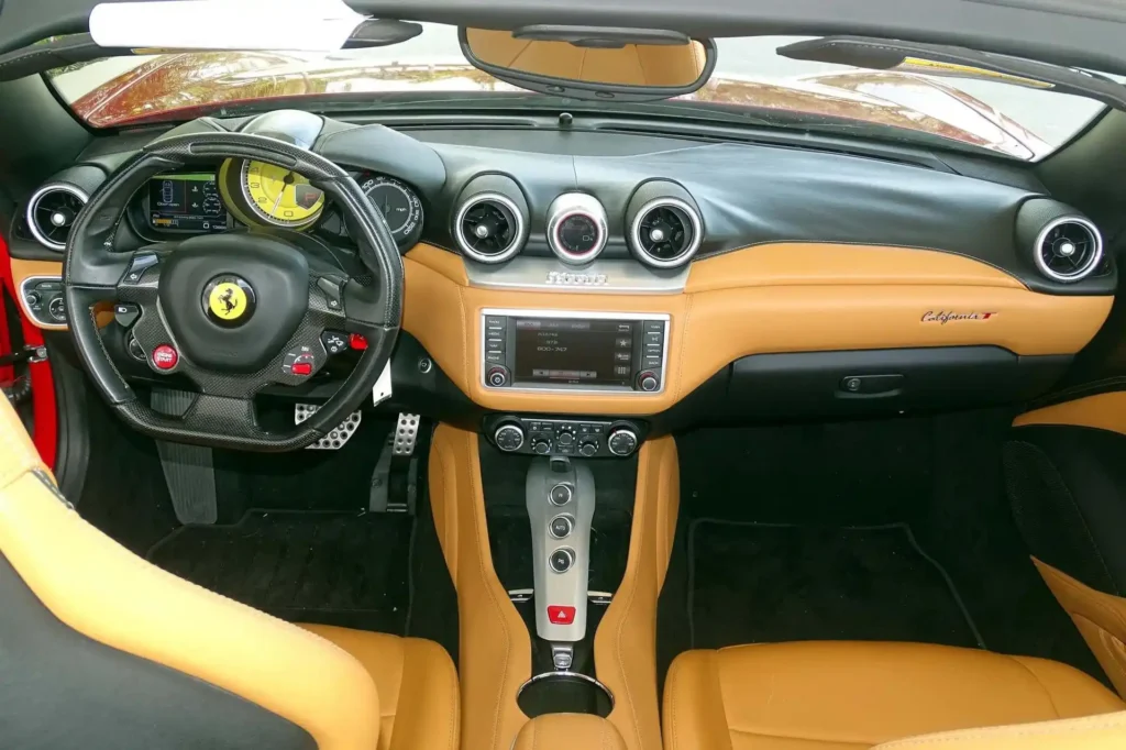 2015-Ferrari-California-T-Performance